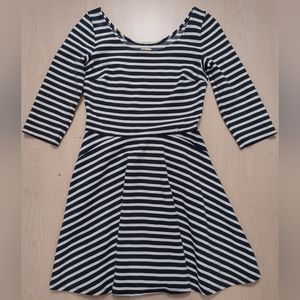 Hollister Black and White Striped Mini Skater Dress with 3/4 Length Slee…